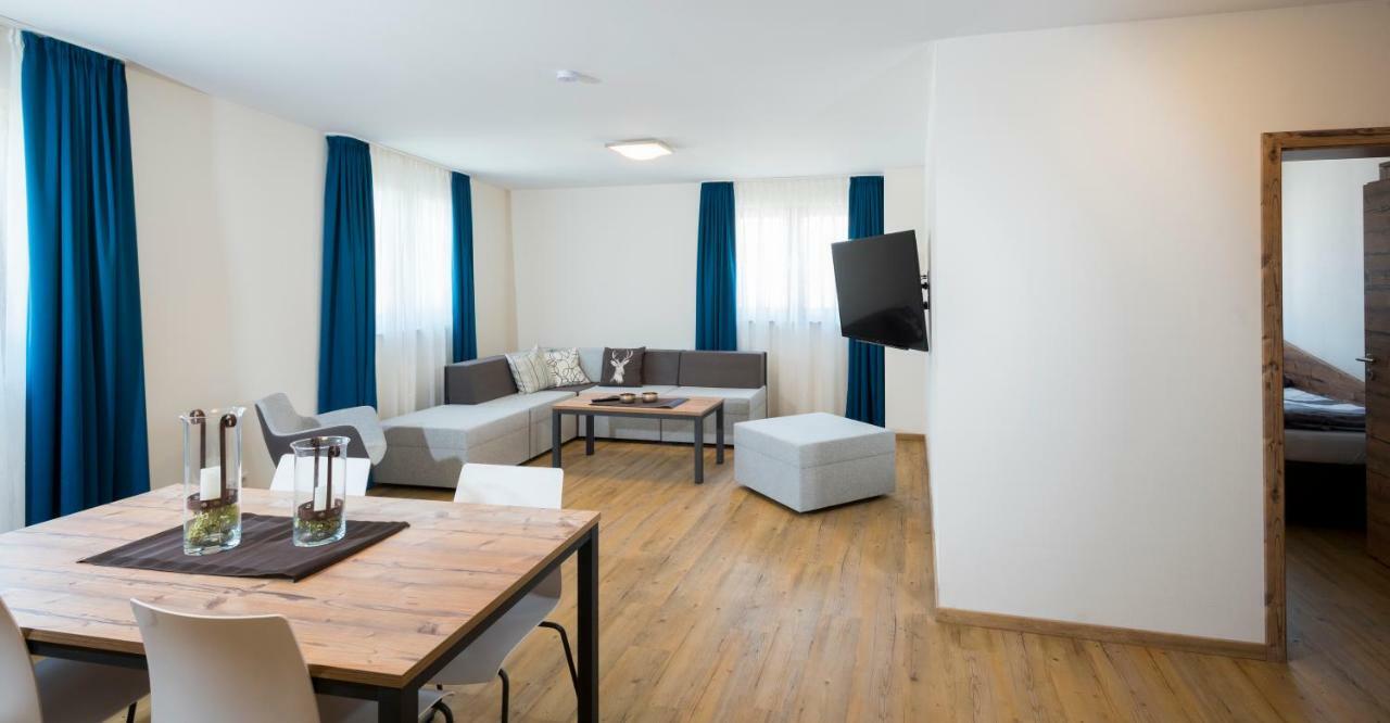 Landhotel Zum Adler Oberbechingen Exteriér fotografie